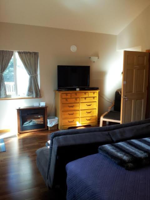 سيوارد Glacier Creek Lodging الغرفة الصورة